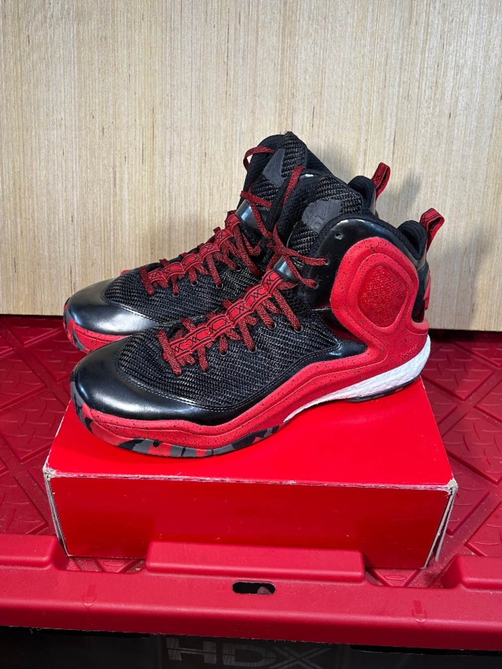 Adidas D Rose 5 Boost "Bred" -Mens US 12 Basketball Shoe BLACK / RED - 2015